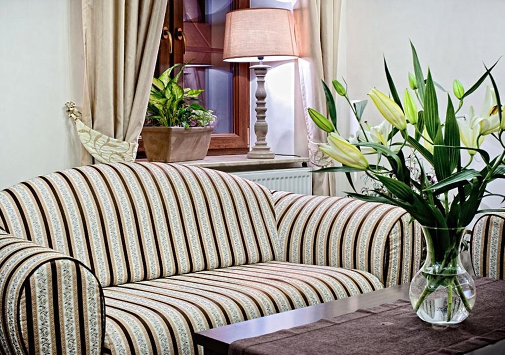 פלוק Hotel Willa Adriana מראה חיצוני תמונה