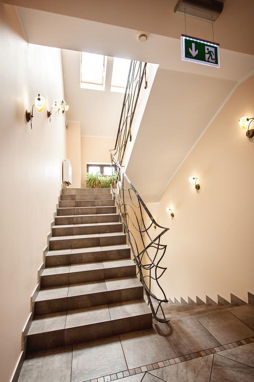 פלוק Hotel Willa Adriana מראה חיצוני תמונה
